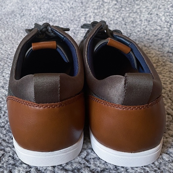 Casual-Dress “Leather” Shoes - Picture 3 of 6